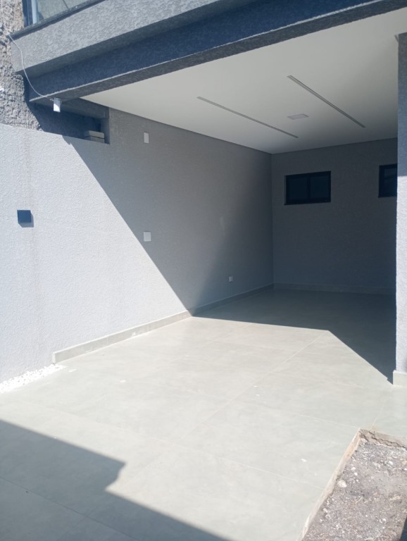 Sobrado para locacao no Santa Terezinha em Fazenda Rio Grande com 160m² por R$ 3.888,88