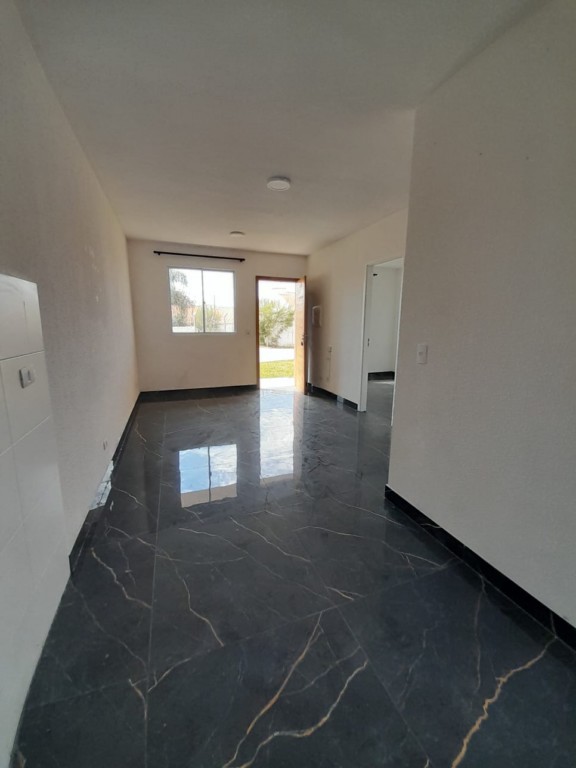 Casa Residencial para locacao no Estados em Fazenda Rio Grande com 42m² por R$ 1.333,33