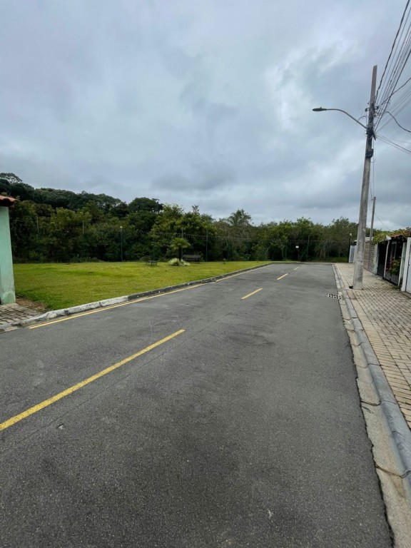 Casa Residencial para locacao no Nacoes em Fazenda Rio Grande com 38m² por R$ 1.555,55