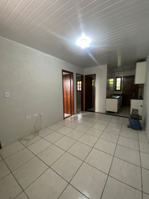 Casa Residencial para locacao no Estados em Fazenda Rio Grande com 60m² por R$ 1.333,33