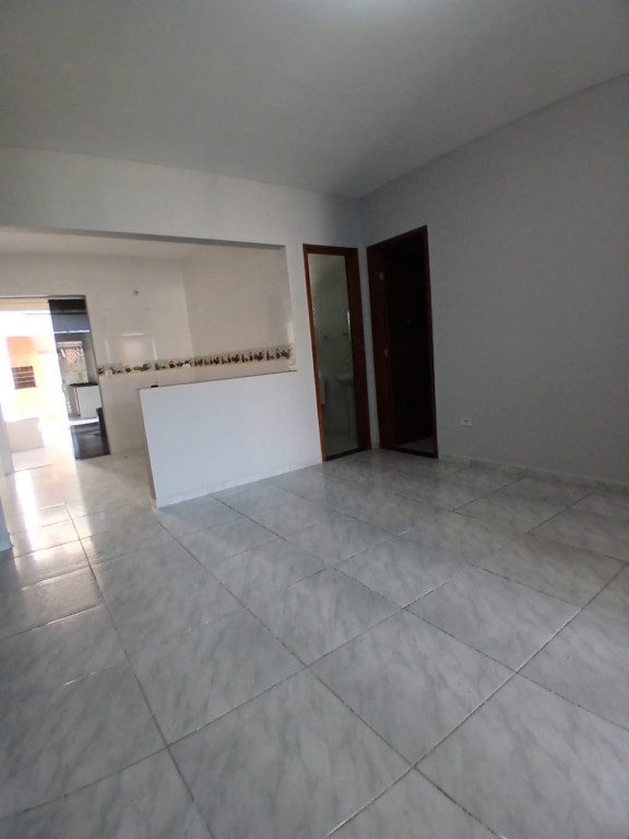 Casa Residencial para locacao no Gralha Azul em Fazenda Rio Grande com 117,05m² por R$ 2.222,22