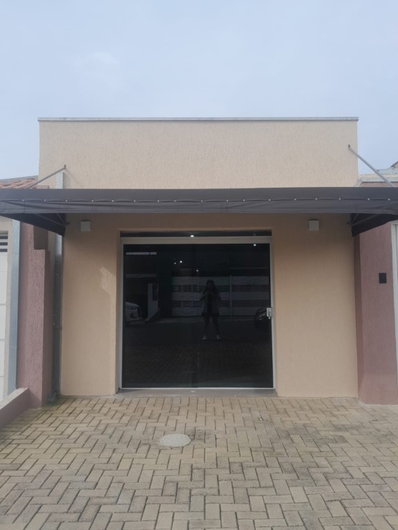 Cjto Comercial_sala para locacao no Iguaçú em Fazenda Rio Grande com 160m² por R$ 1.333,33