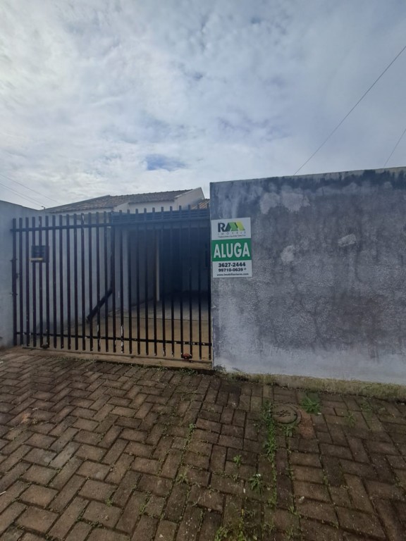 Casa Residencial para locacao no Estados em Fazenda Rio Grande com 60m² por R$ 1.888,88