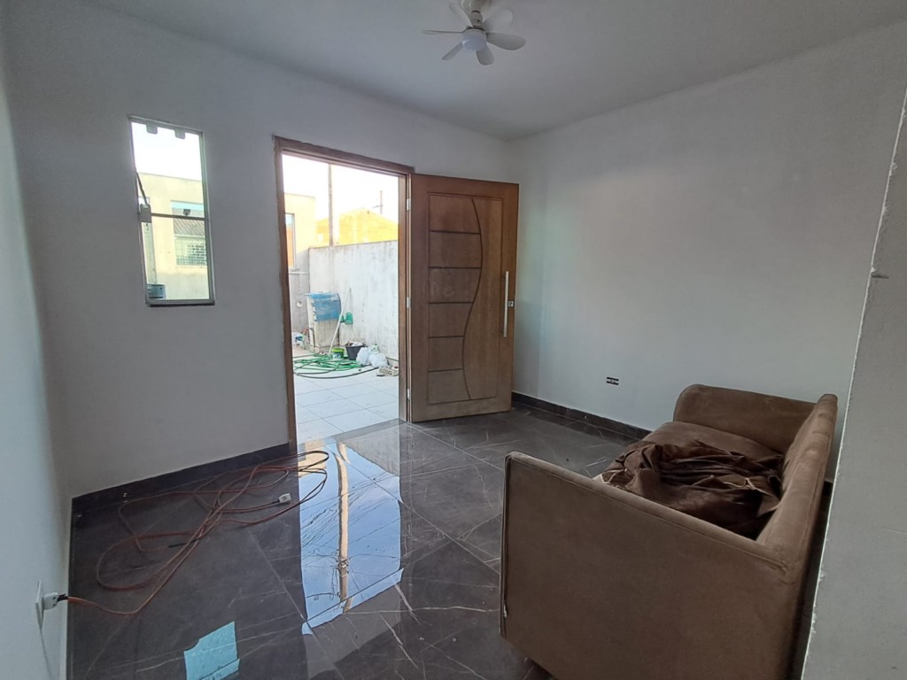 Sobrado para locacao no Gralha Azul em Fazenda Rio Grande com 160m² por R$ 2.777,77