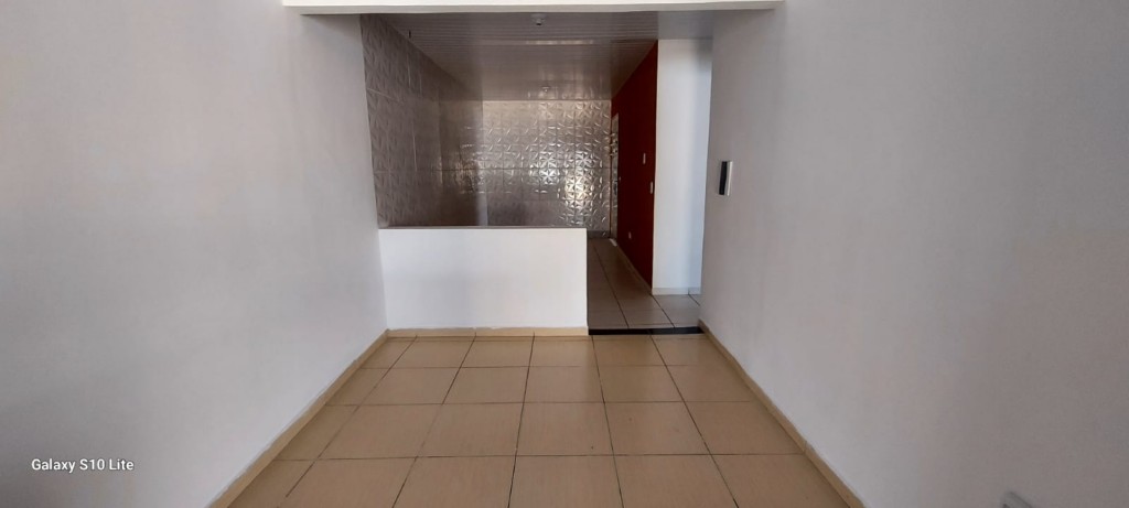 Casa Residencial para locacao no Santa Terezinha em Fazenda Rio Grande com 48,75m² por R$ 1.611,11