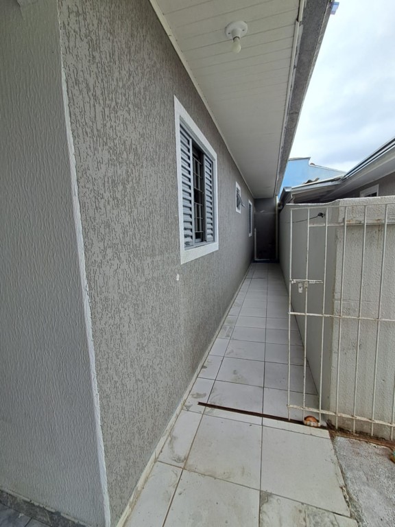 Casa Residencial para locacao no Nacoes em Fazenda Rio Grande com 90m² por R$ 2.277,77