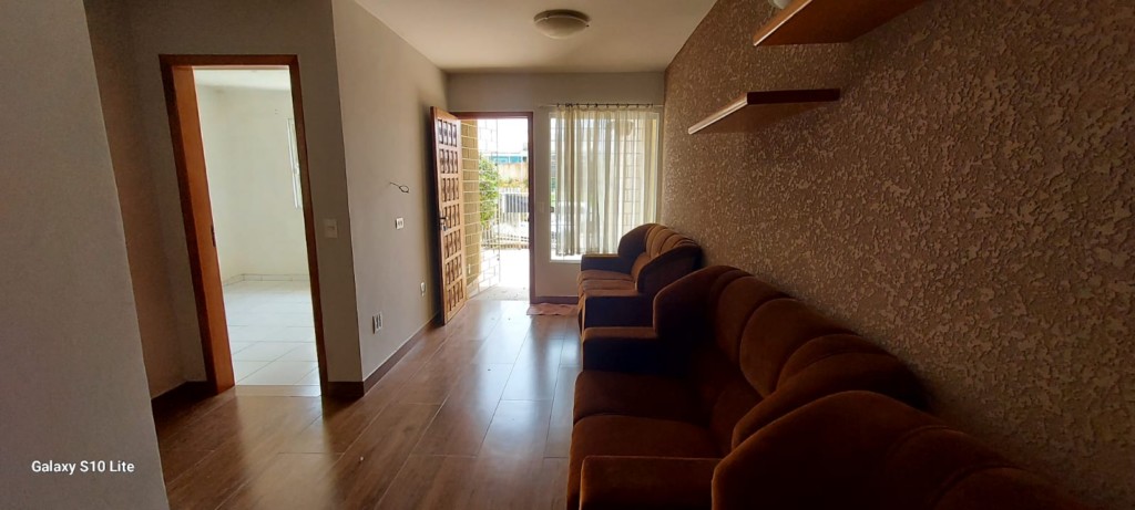 Casa Residencial para locacao no Eucaliptos em Fazenda Rio Grande com 54m² por R$ 1.888,88