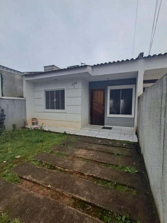 Casa Residencial para locacao no Eucaliptos em Fazenda Rio Grande com 56m² por R$ 2.000,00