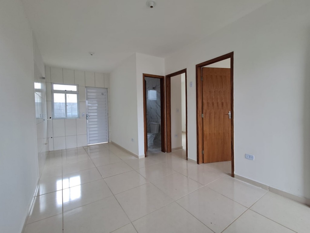 Casa Residencial para locacao no Nacoes em Fazenda Rio Grande com 42m² por R$ 1.444,44