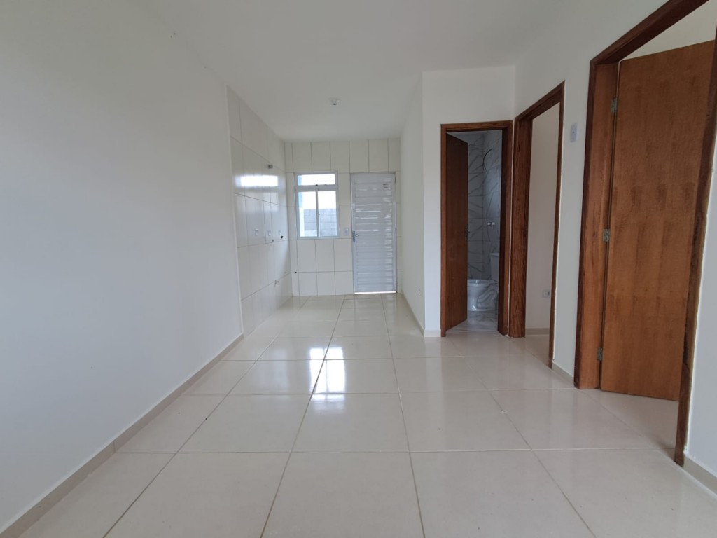 Casa Residencial para locacao no Nacoes em Fazenda Rio Grande com 42m² por R$ 1.444,44