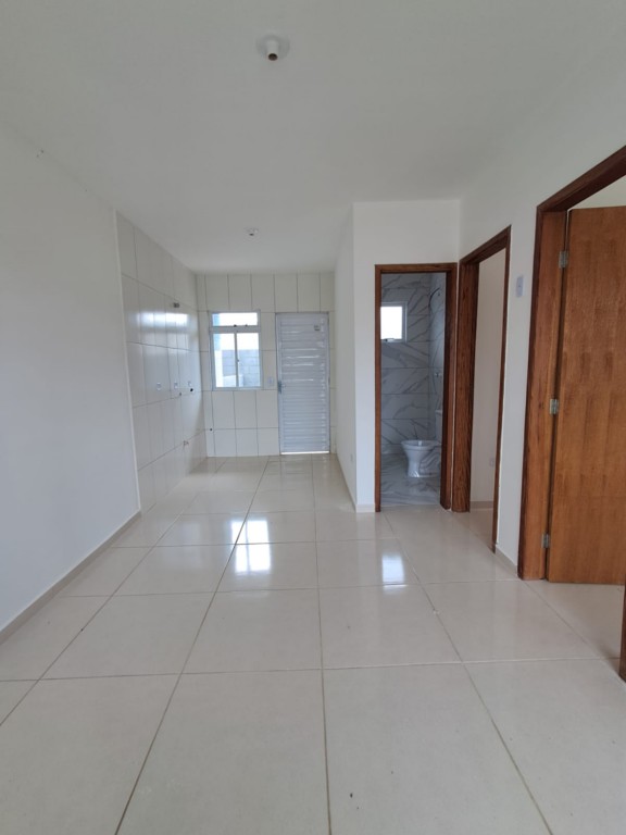 Casa Residencial para locacao no Nacoes em Fazenda Rio Grande com 42m² por R$ 1.444,44