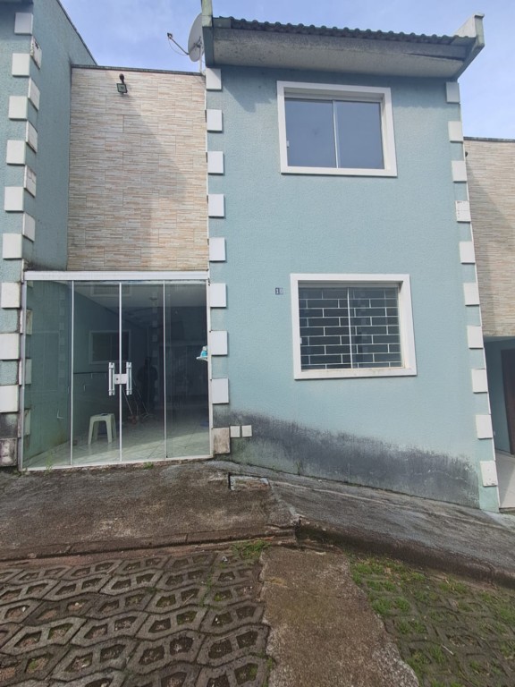 Sobrado para locacao no Gralha Azul em Fazenda Rio Grande com 54m² por R$ 1.555,55