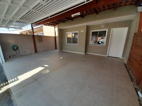 Casa Residencial para locacao no Veneza em Fazenda Rio Grande com 70m² por R$ 1.666,66