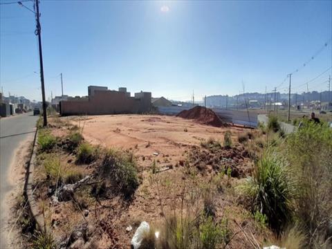 Terreno para locacao no Eucaliptos em Fazenda Rio Grande com 636m² por R$ 1.111,11