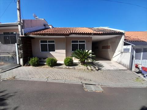 Casa Residencial para locacao no Estados em Fazenda Rio Grande com 42m² por R$ 1.333,33