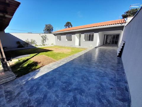 Casa Residencial para locacao no Iguaçú em Fazenda Rio Grande com 150m² por R$ 2.777,77