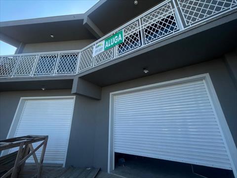 Loja para locacao no Iguaçú em Fazenda Rio Grande com 170m² por R$ 6.111,11