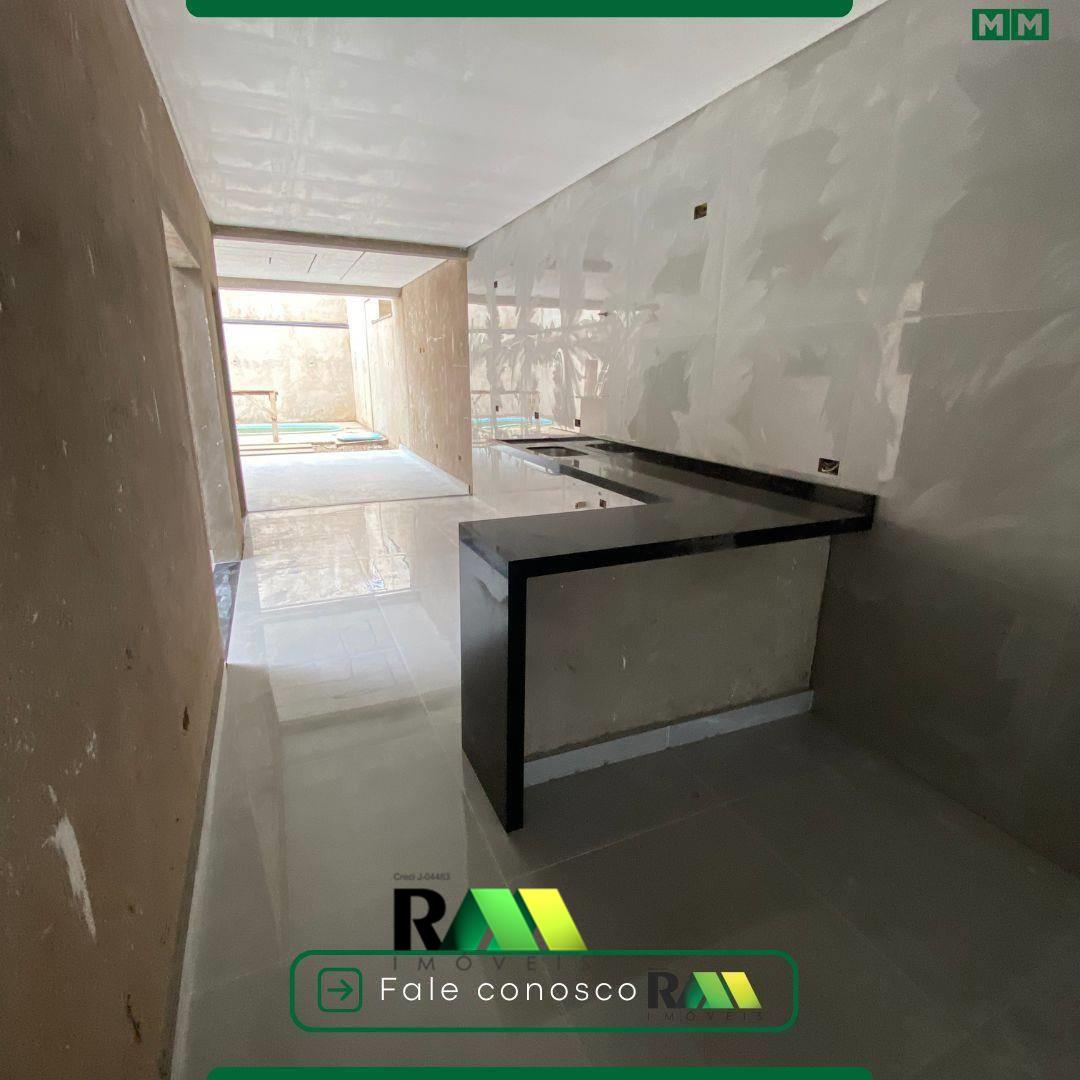 Casa Residencial para venda no Iguacu em Fazenda Rio Grande com 240m² por R$ 880.000,00