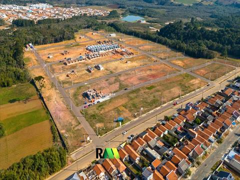 Terreno para venda no Estados em Fazenda Rio Grande com 120m² por R$ 135.000,00
