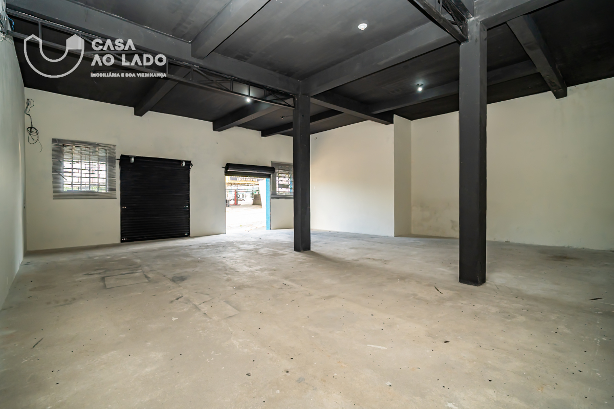 Loja para locacao no Xaxim em Curitiba com 128,00m² por R$ 3.000,00