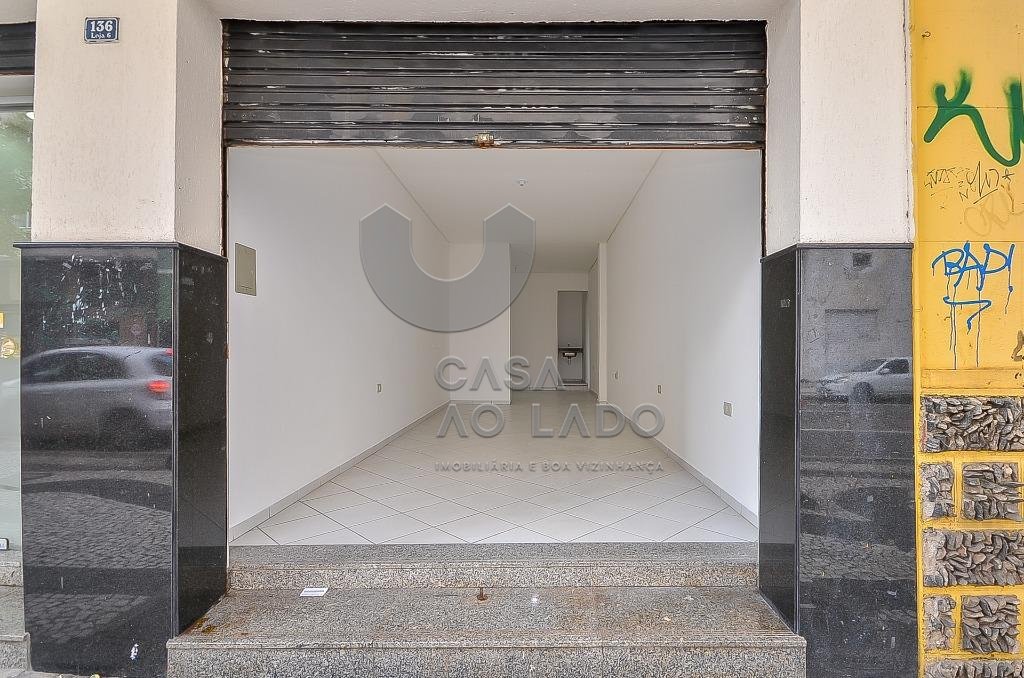 Loja para locacao no Centro em Curitiba com 35,00m² por R$ 2.300,00