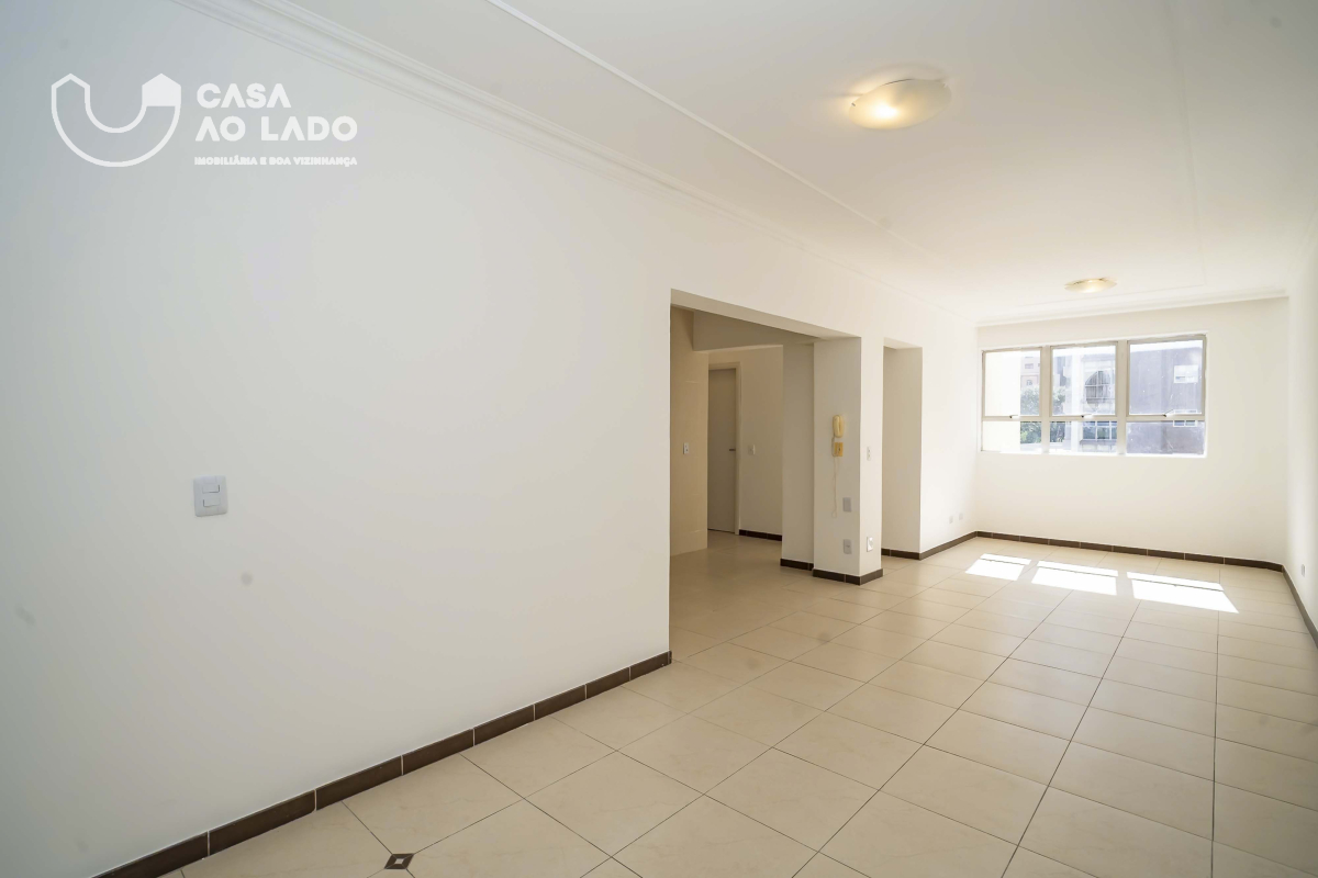 Apartamento para locacao no Bigorrilho em Curitiba com 102,00m² por R$ 2.700,00