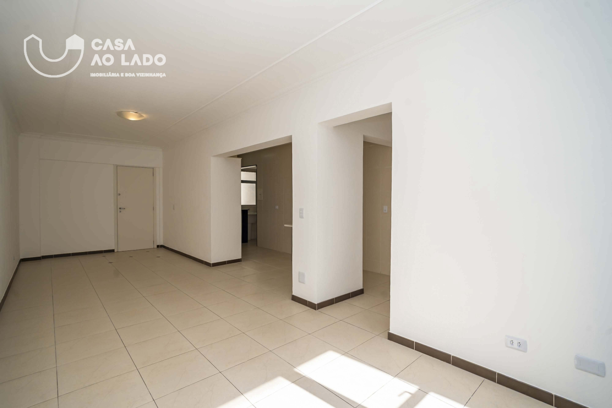 Apartamento para locacao no Bigorrilho em Curitiba com 102,00m² por R$ 2.700,00