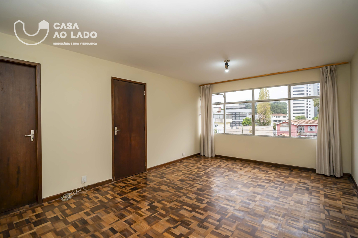 Apartamento para locacao no Centro Cívico em Curitiba com 63,00m² por R$ 1.500,00