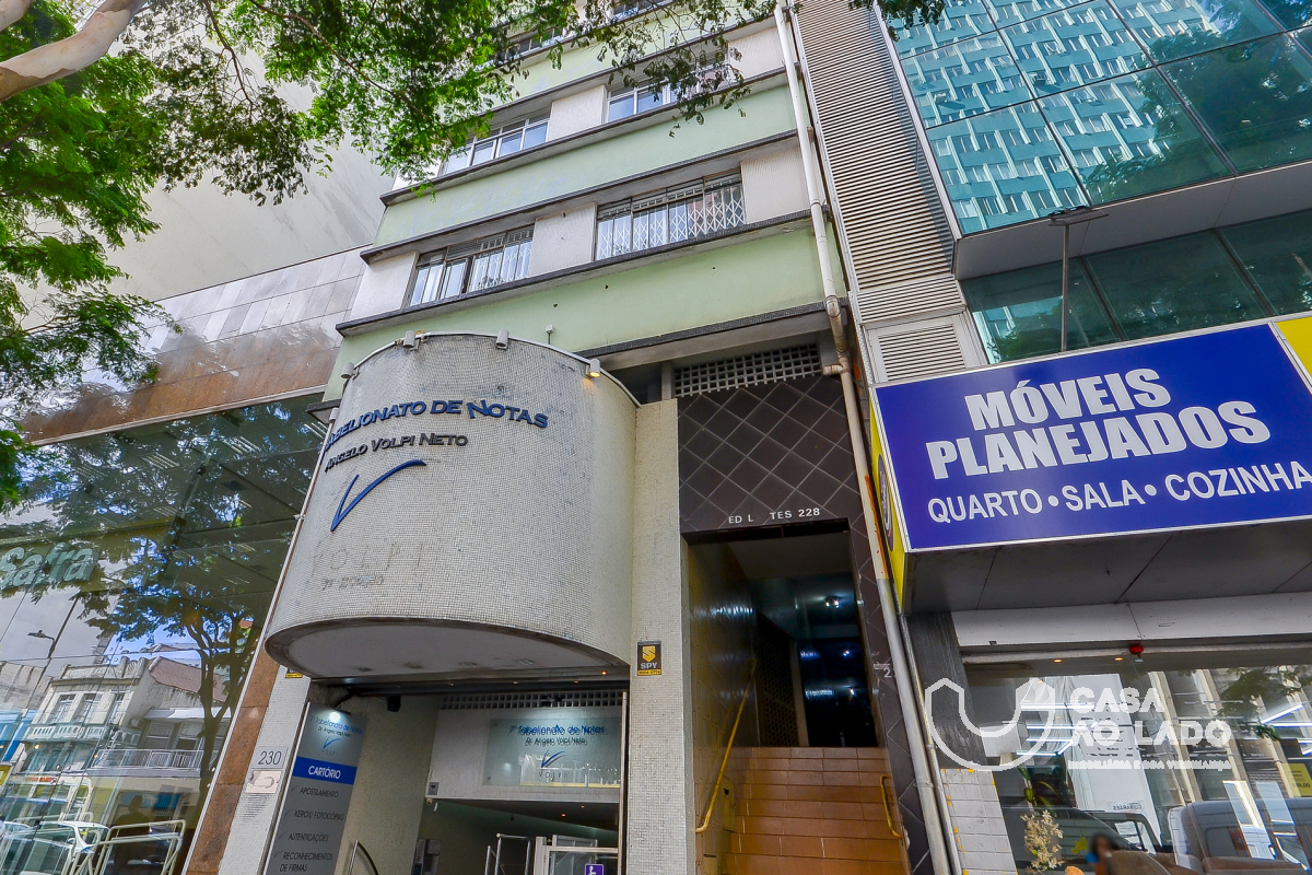 Apartamento para venda no Centro em Curitiba com 111,20m² por R$ 330.000,00