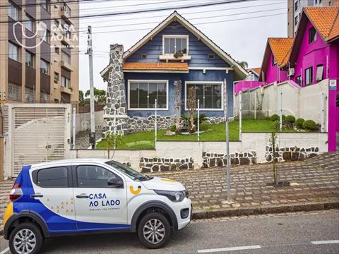 Casa Comercial para locacao no São Francisco em Curitiba com 210m² por R$ 9.500,00