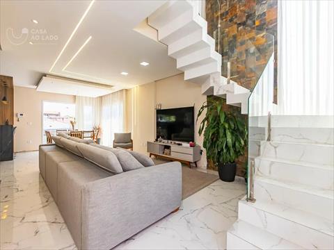 Casa Residencial para venda no Xaxim em Curitiba com 312m² por R$ 1.790.000,00