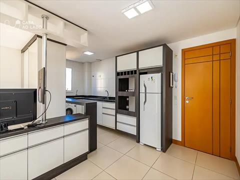 Apartamento para locacao no Centro em Curitiba com 34m² por R$ 1.750,00