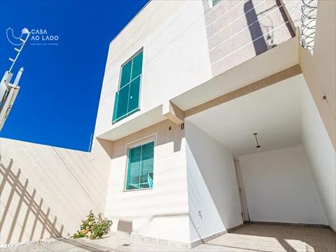 Sobrado para venda no Alto Boqueirão em Curitiba com 76m² por R$ 400.000,00
