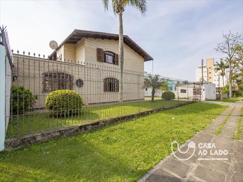 Sobrado para venda no Bacacheri em Curitiba com 250,00m² por R$ 1.100.000,00