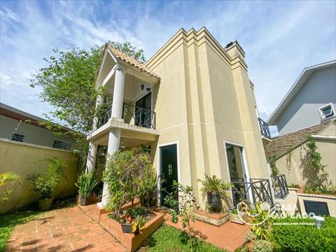 Casa Residencial para venda no Jardim Social em Curitiba com 356m² por R$ 1.500.000,00