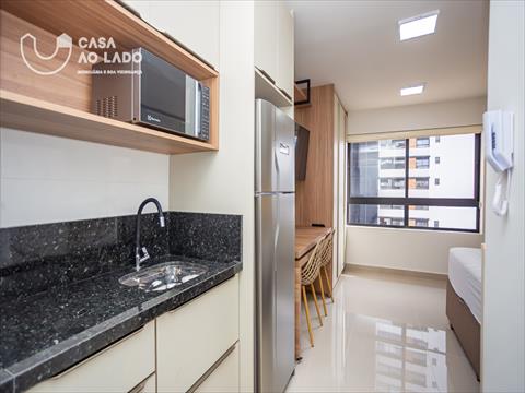 Apartamento para locacao no Centro em Curitiba com 28,00m² por R$ 2.100,00