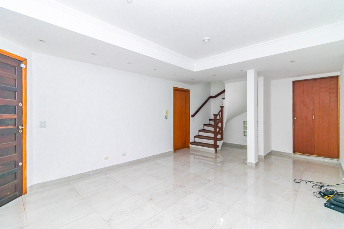 Sobrado para locacao no Guabirotuba em Curitiba com 0,00m² por R$ 4.360,00