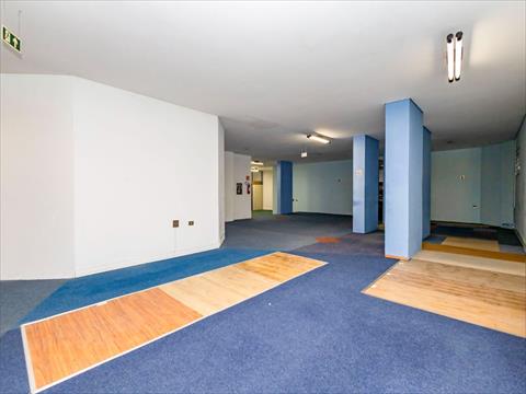 Loja para locacao no Boa Vista em Curitiba com 0m² por R$ 5.900,00