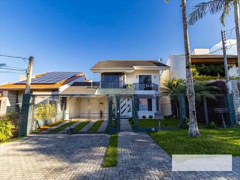 Casa Residencial para venda no Uberaba em Curitiba com 413m² por R$ 1.890.000,00