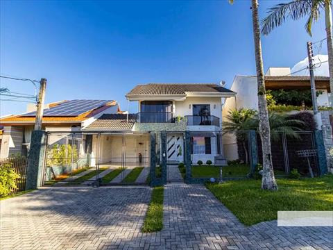 Casa Residencial para venda no Uberaba em Curitiba com 413m² por R$ 1.890.000,00