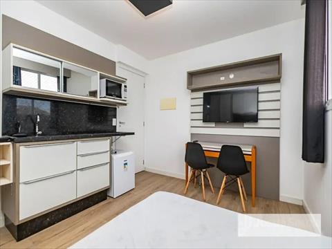 Studio para locacao no Rebouças em Curitiba com 18m² por R$ 1.390,00
