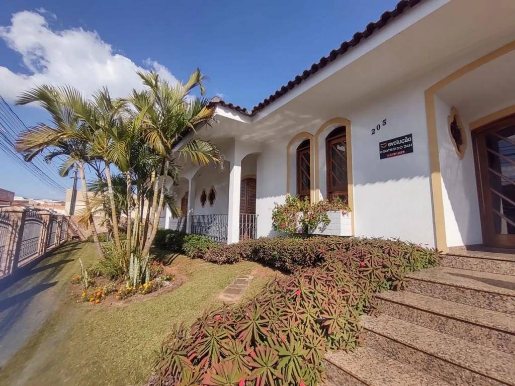 Casa para venda no Nova Russia em Ponta Grossa com 736,29m² por R$ 2.490.000,00