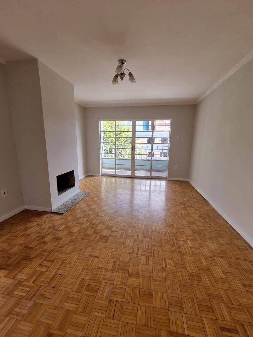 Casa para venda no Uvaranas em Ponta Grossa com 159,99m² por R$ 850.000,00
