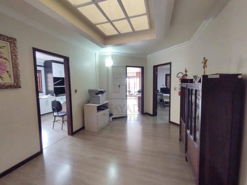 Casa para venda no Centro em Ponta Grossa com 464m² por R$ 1.790.000,00