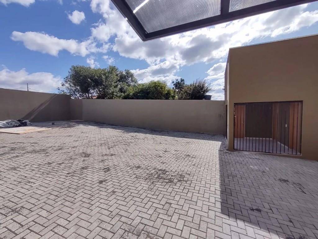 Sala para locacao no Uvaranas em Ponta Grossa com 70m² por R$ 2.200,00