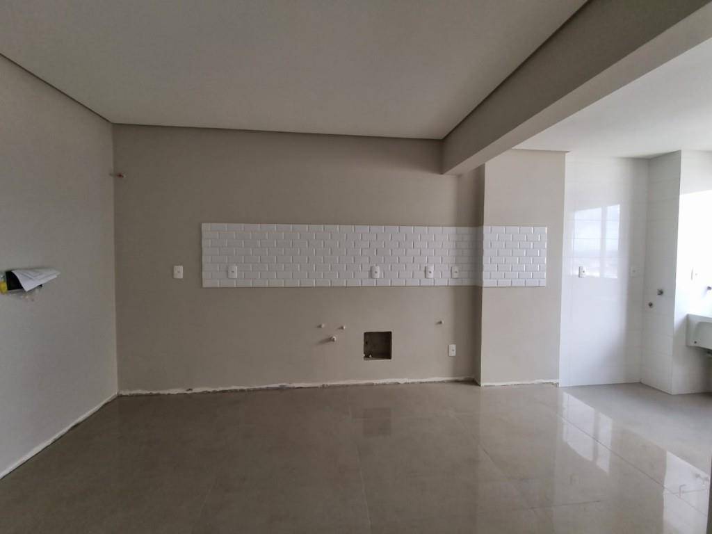 Apartamento para venda no Uvaranas em Ponta Grossa com 262,36m² por R$ 820.000,00