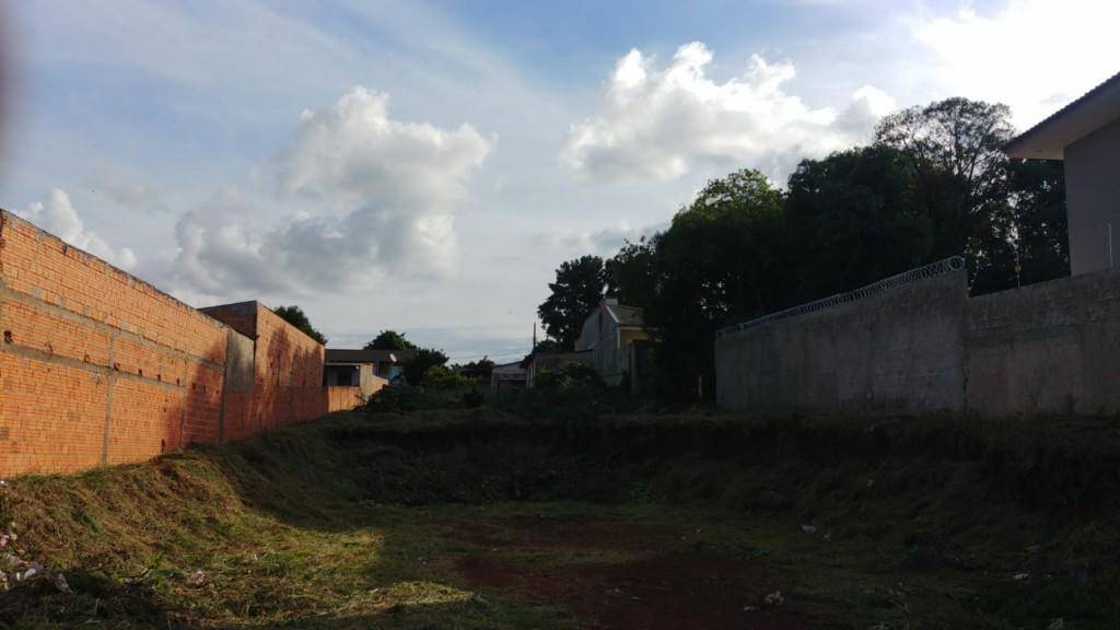 Terreno para venda no Uvaranas em Ponta Grossa com 780m² por R$ 350.000,00