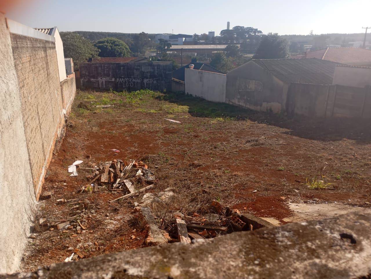 Terreno para vendalocacaovenda e locacao no Uvaranas em Ponta Grossa com 686m² por R$ 480.000,001.500,00