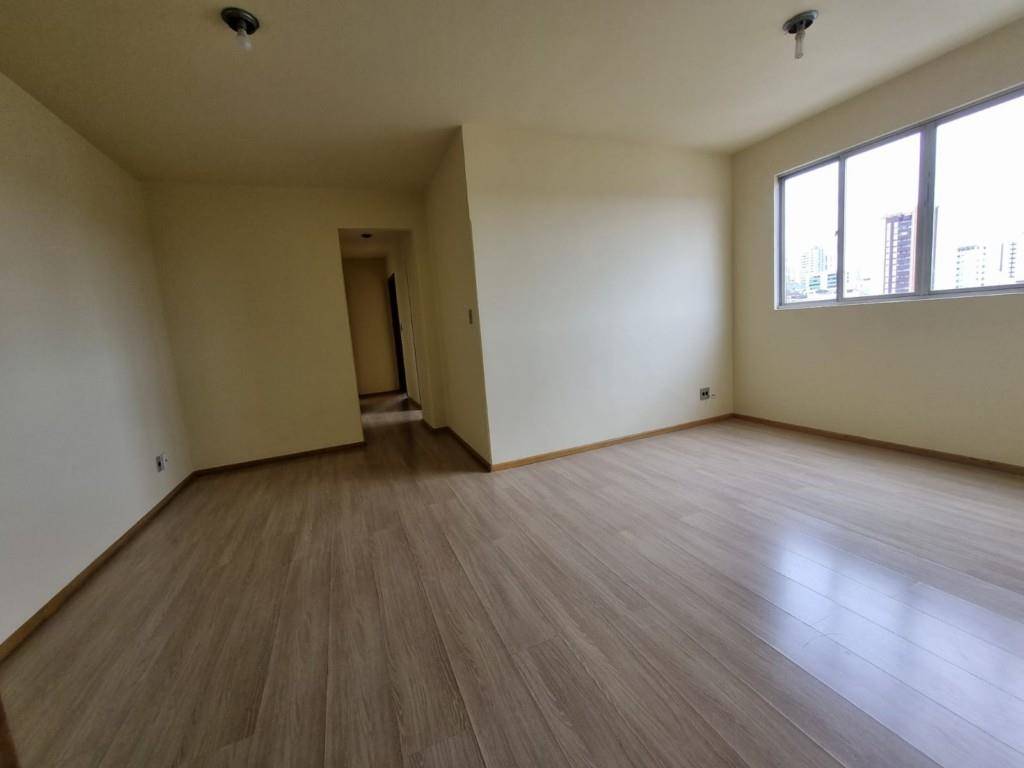 Apartamento para locacao no Centro em Ponta Grossa com 90m² por R$ 1.350,00