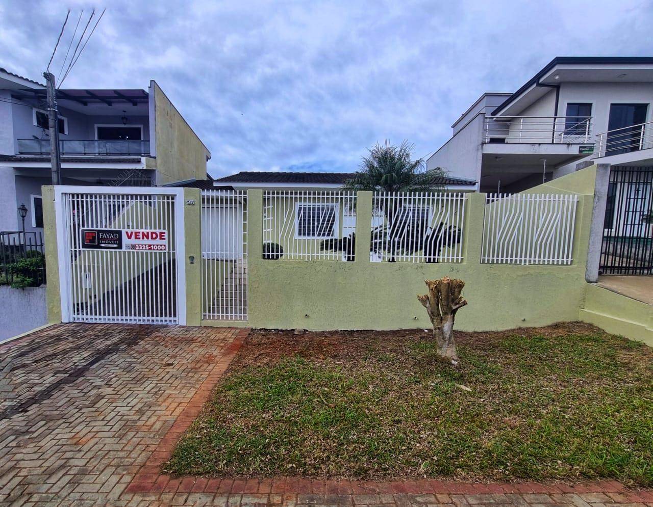 Casa para venda no Jardim Carvalho em Ponta Grossa com 360m² por R$ 750.000,00